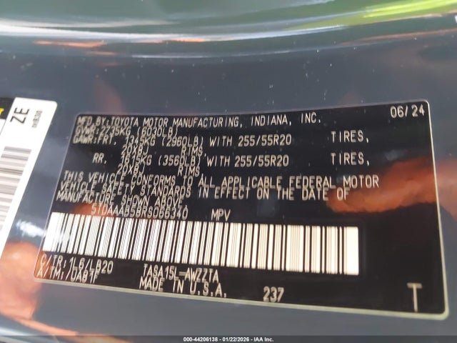 Toyota Grand Highlander Platinum 2024 5TDAAAB58RS066340 Image 9