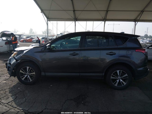 Toyota Rav4 Xle 2018 2T3WFREV5JW412476 Image 13