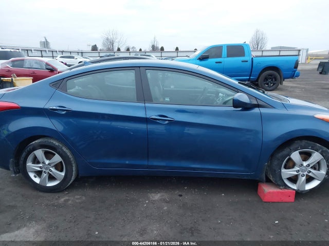44206186 :رقم المزاد ، KMHDH4AE3DU976652 vin ، 2013 Hyundai Elantra Gls مزاد بيع
