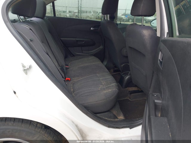1G1JC5SH0E4203779 Chevrolet Sonic Lt Auto