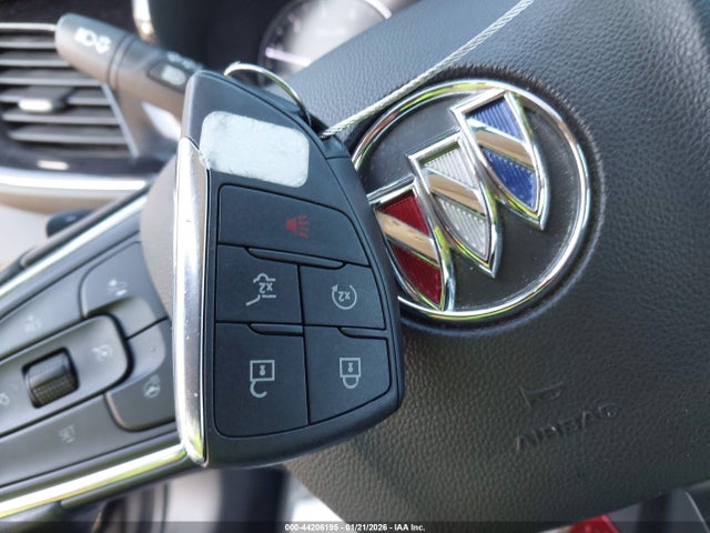 44206195 :رقم المزاد ، LRBFZNR48PD024132 vin ، 2023 Buick Envision Essence Fwd مزاد بيع
