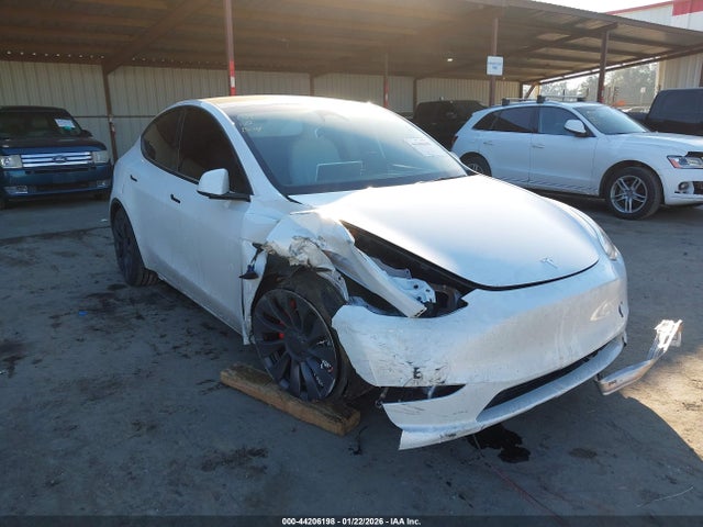 7SAYGDEF0RF072790 Tesla Model Y Performance Dual Motor All-wheel Drive