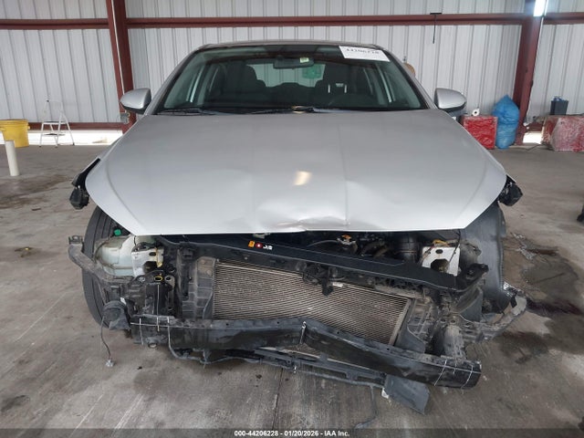 KMHD84LF3KU855106 Hyundai ELANTRA SEL