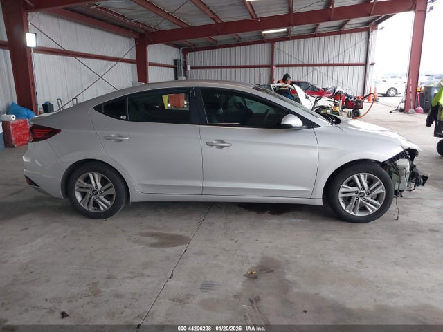 KMHD84LF3KU855106 Hyundai ELANTRA SEL