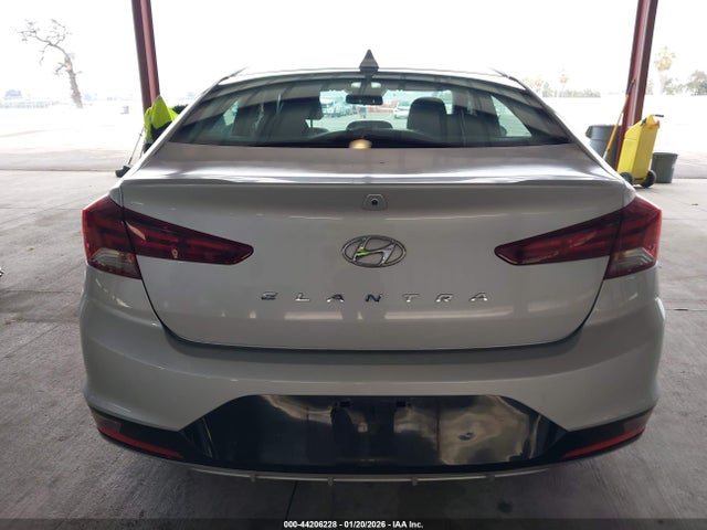 KMHD84LF3KU855106 Hyundai ELANTRA SEL