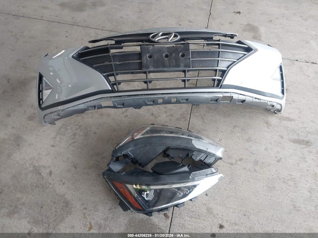 KMHD84LF3KU855106 Hyundai ELANTRA SEL