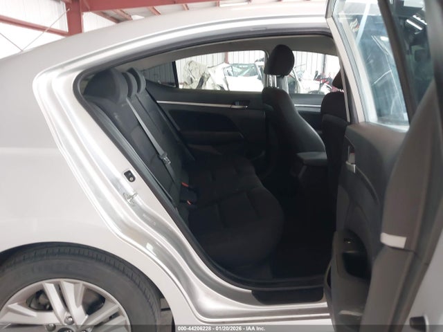 KMHD84LF3KU855106 Hyundai ELANTRA SEL