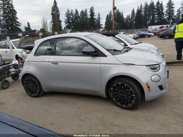 ZFAFFAC40RX227553 Fiat 500e La Fwd