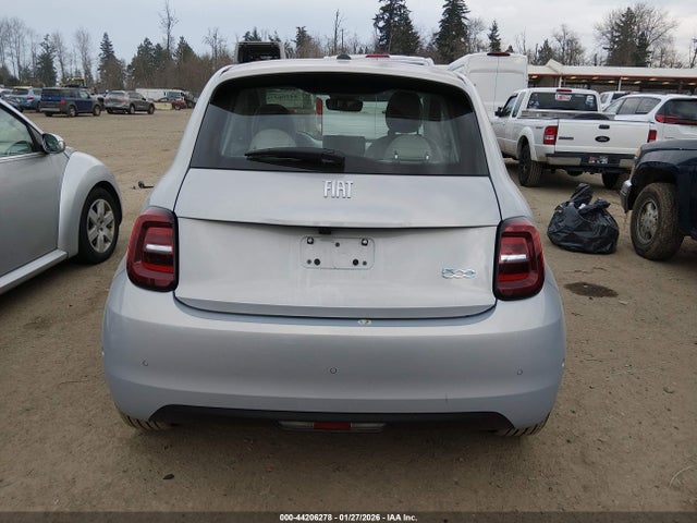 ZFAFFAC40RX227553 Fiat 500e La Fwd