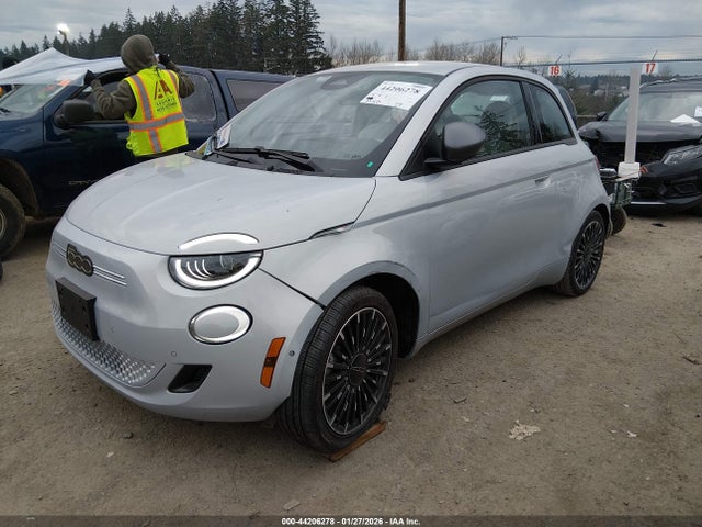 2024 FIAT 500E ZFAFFAC40RX227553 Photo 1