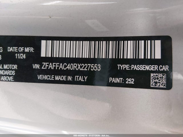2024 FIAT 500E ZFAFFAC40RX227553 Photo 8