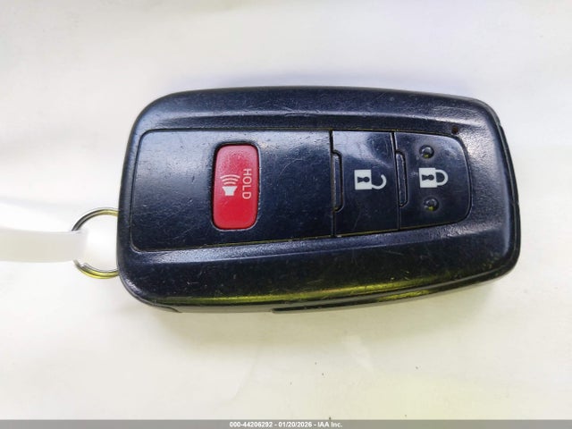 JTDKBRFUXJ3057596 Toyota Prius Two