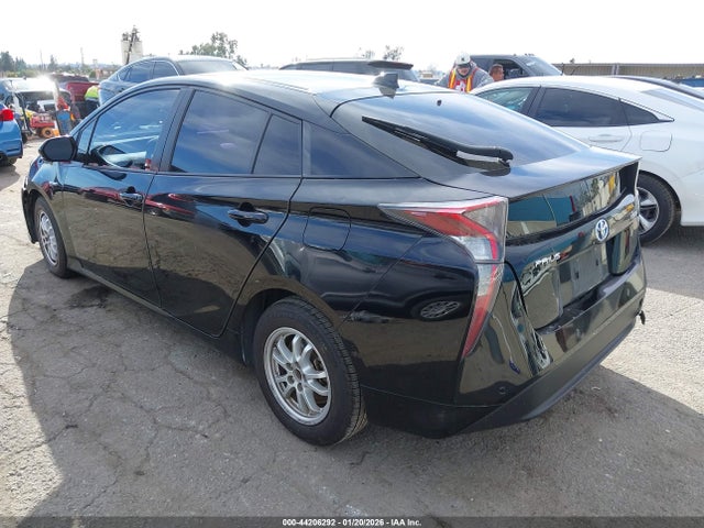 JTDKBRFUXJ3057596 Toyota Prius Two