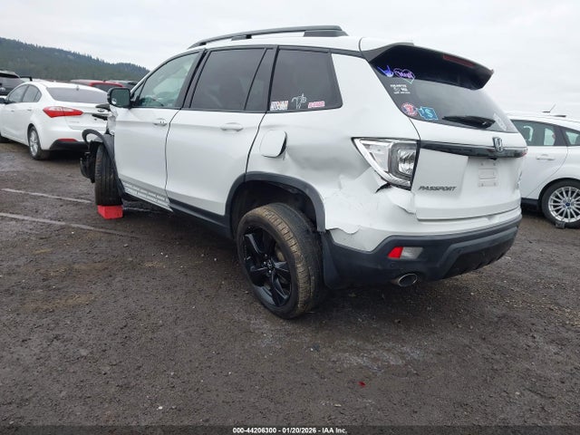 5FNYF8H02LB020244 Honda Passport Awd Elite