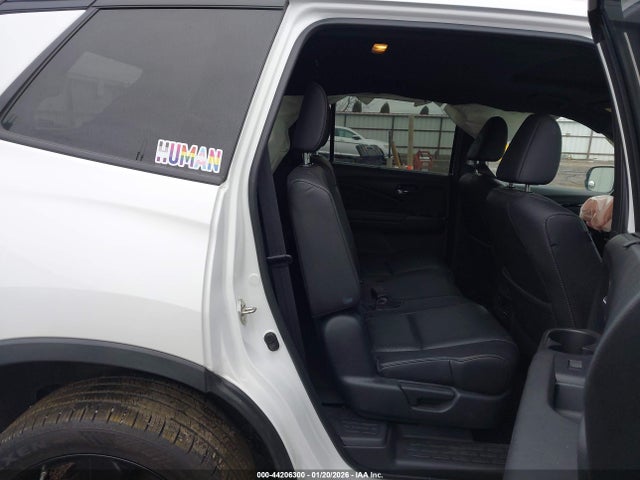 5FNYF8H02LB020244 Honda Passport Awd Elite