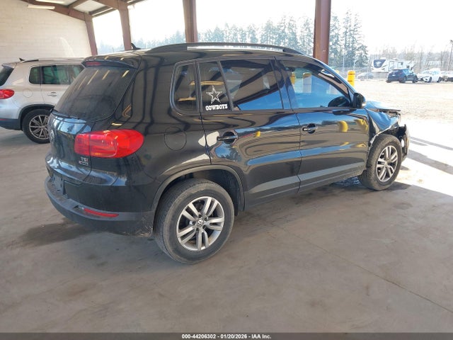 2016 VOLKSWAGEN TIGUAN WVGBV7AX8GW066216 Photo 3