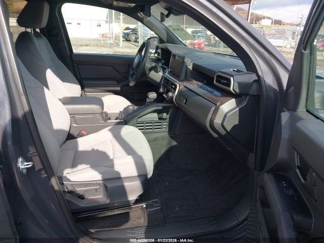 Продаж на аукціоні авто 2024 Toyota Tacoma Sr5, vin: 3TMLB5JN9RM048167, номер лоту: 44206306
