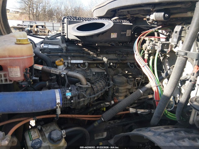 2022 Freightliner New Cascadia 126 მანქანა იყიდება აუქციონზე, vin: 3AKJHHDR3NSNC6187, აუქციონის ნომერი: 44206352