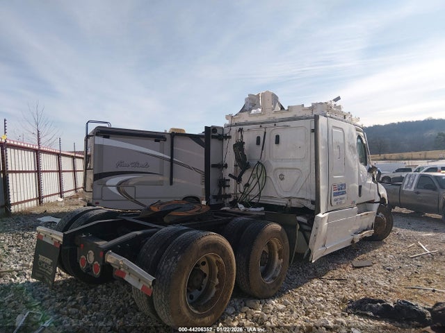 2022 Freightliner New Cascadia 126 მანქანა იყიდება აუქციონზე, vin: 3AKJHHDR3NSNC6187, აუქციონის ნომერი: 44206352