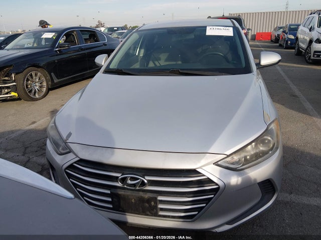 Hyundai ELANTRA SEL 2018 5NPD84LF6JH267830 Image 12