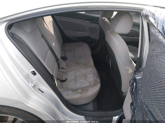 Hyundai ELANTRA SEL 2018 5NPD84LF6JH267830 Image 8