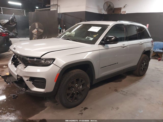 2025 Jeep Grand Cherokee Altitude X 4x4 მანქანა იყიდება აუქციონზე, vin: 1C4RJHAG0S8764532, აუქციონის ნომერი: 44206375