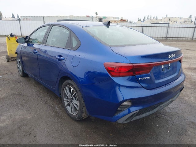 3KPF24AD6RE758913 KIA Forte Lxs
