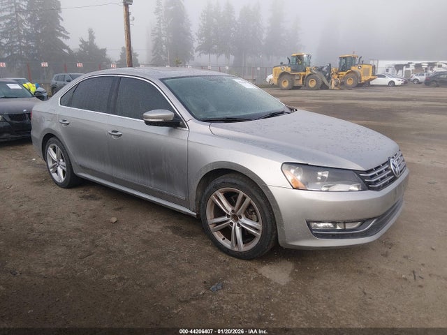 2014 VOLKSWAGEN PASSAT 1VWCN7A31EC013469