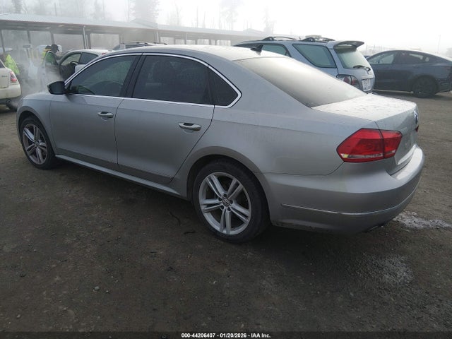 2014 VOLKSWAGEN PASSAT 1VWCN7A31EC013469 Photo 2