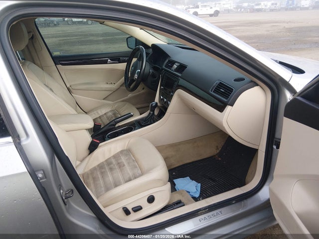 2014 VOLKSWAGEN PASSAT 1VWCN7A31EC013469 Photo 4