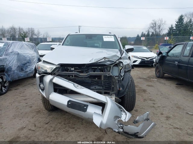 JTEBU5JRXL5777179 Toyota 4RUNNER SR5