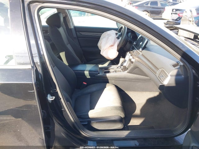 1HGCV1F15JA008225 Honda ACCORD LX