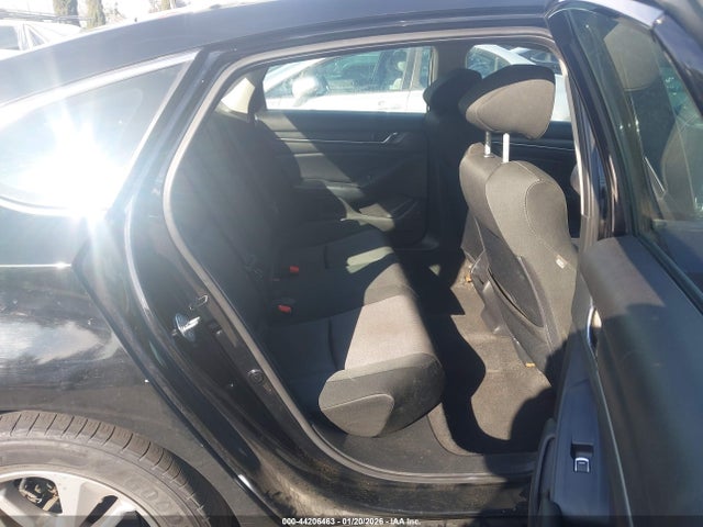 1HGCV1F15JA008225 Honda ACCORD LX