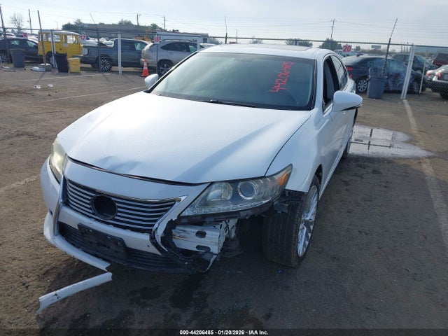 44206485 :رقم المزاد ، JTHBK1GG7D2065609 vin ، 2013 Lexus Es 350 مزاد بيع