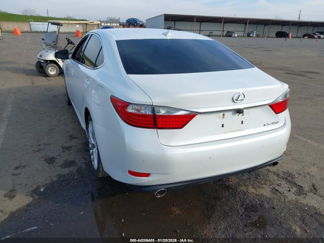 44206485 :رقم المزاد ، JTHBK1GG7D2065609 vin ، 2013 Lexus Es 350 مزاد بيع