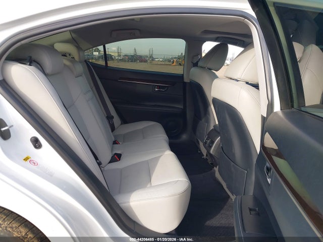 44206485 :رقم المزاد ، JTHBK1GG7D2065609 vin ، 2013 Lexus Es 350 مزاد بيع