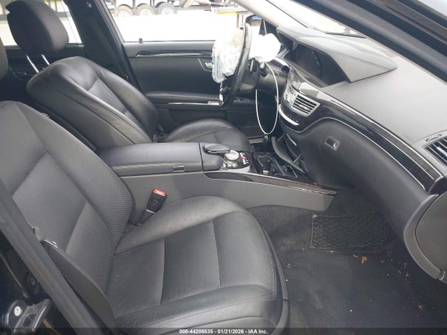 2013 MERCEDES-BENZ S 550 WDDNG7DB1DA525967 Photo 4