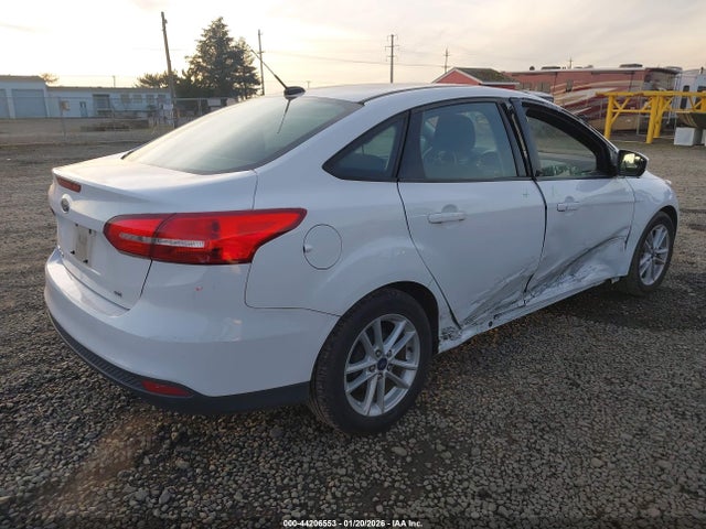 Ford FOCUS SE 2018 1FADP3F28JL237137 Image 4