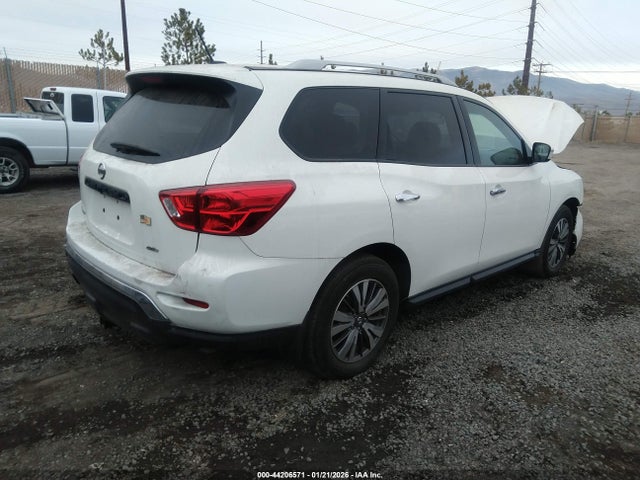 Продажа на аукционе авто 2017 Nissan Pathfinder S, vin: 5N1DR2MM0HC636200, номер лота: 44206571