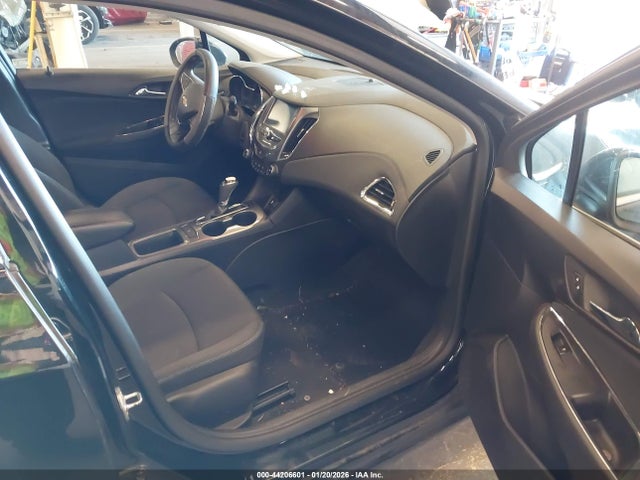 1G1BE5SM2H7176874 Chevrolet Cruze Lt Auto