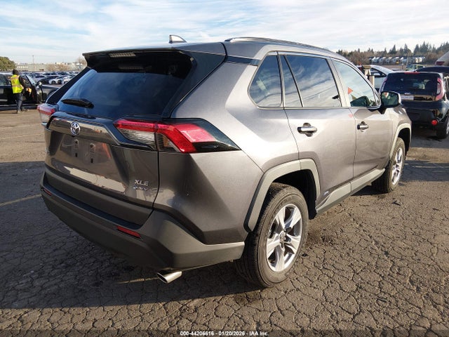 4T3RWRFV7SU182517 Toyota Rav4 Hybrid Xle