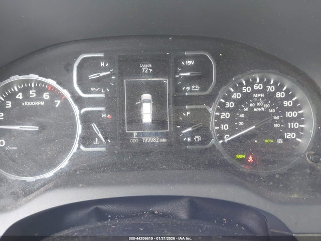 5TFDY5F14JX715458 Toyota Tundra Sr5 5.7l V8