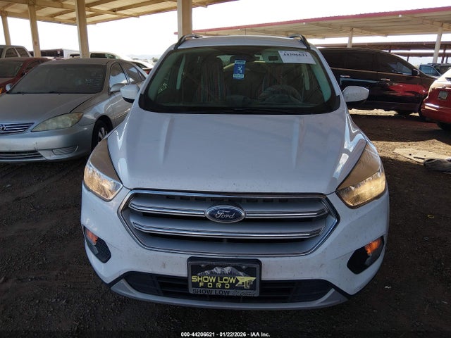 1FMCU9GD7JUB17577 Ford ESCAPE SE