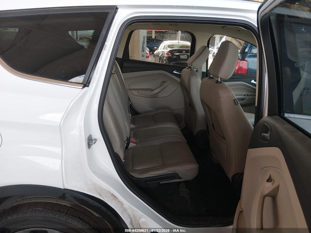 1FMCU9GD7JUB17577 Ford ESCAPE SE