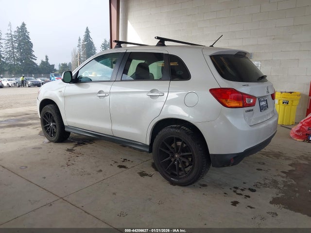 2015 MITSUBISHI OUTLANDER SPORT 4A4AP3AU4FE043053 Photo 2