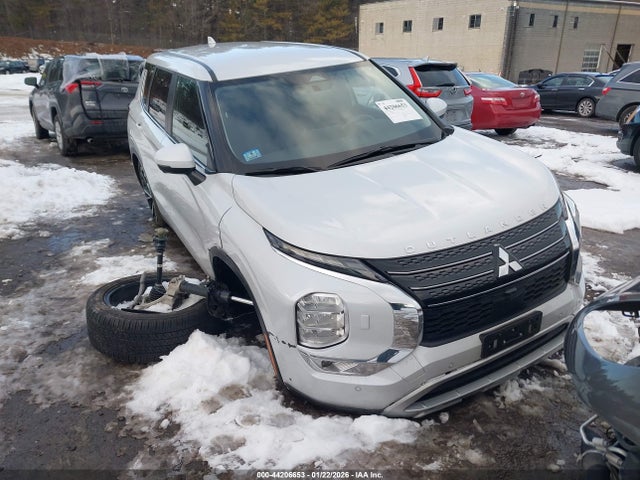 Продажа на аукционе авто 2023 Mitsubishi Outlander Se 2.5 S-awc, vin: JA4J4UA8XPZ052644, номер лота: 44206653