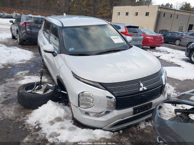 44206653 :رقم المزاد ، JA4J4UA8XPZ052644 vin ، 2023 Mitsubishi Outlander Se 2.5 S-awc مزاد بيع