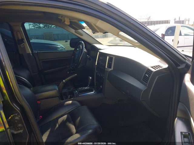 2009 JEEP GRAND CHEROKEE 1J8HR78W49C520975 Photo 4