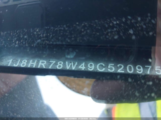 2009 JEEP GRAND CHEROKEE 1J8HR78W49C520975 Photo 8