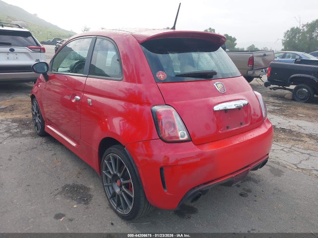 2013 FIAT 500 3C3CFFFH7DT753114 Photo 2